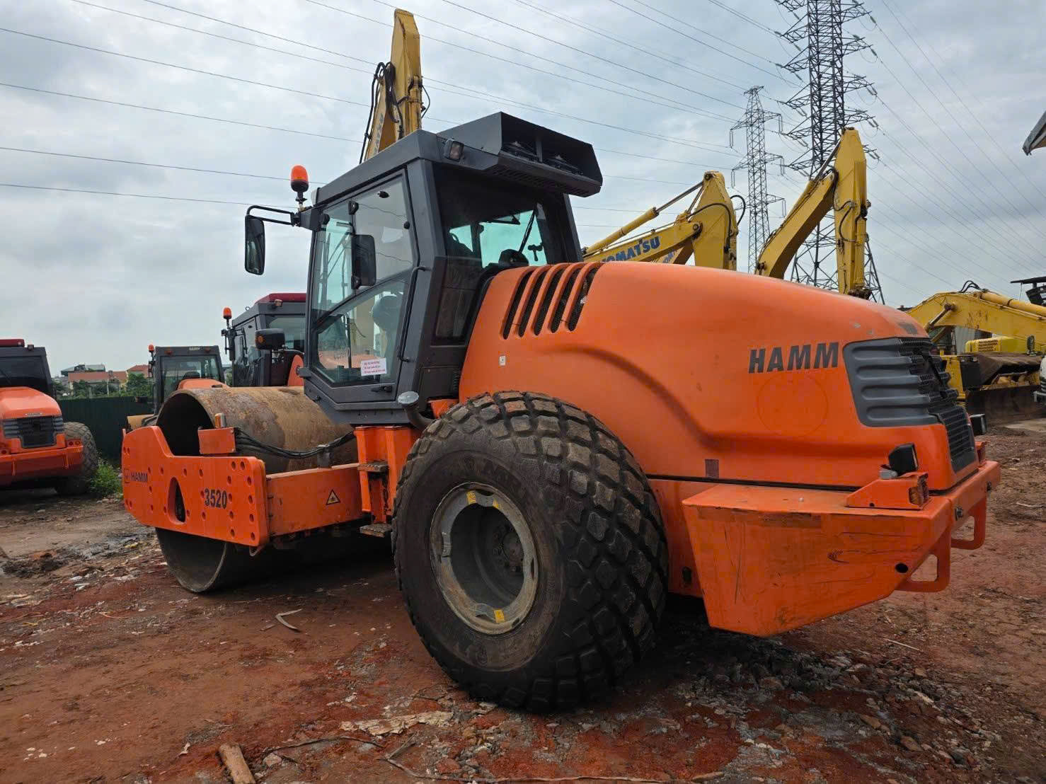 Giá trị còn lại của xe lu HAMM
