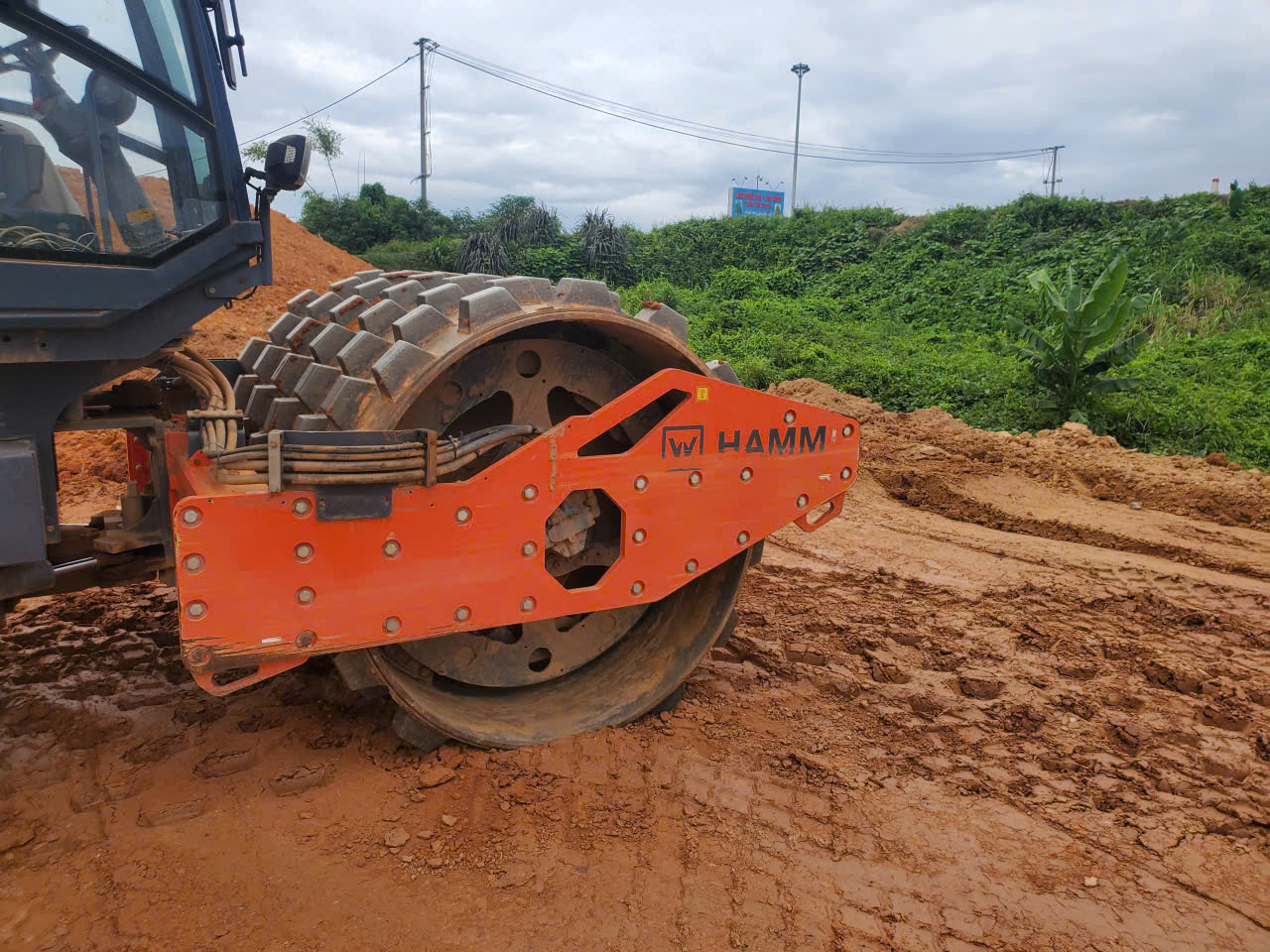 Lu rung san lấp đầm nền đất cấp phối